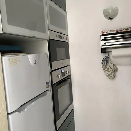 Climatise A Motte - 2 Pieces Cabine, Piscine, Parking Prive - Fr-1-790-26 Apartment